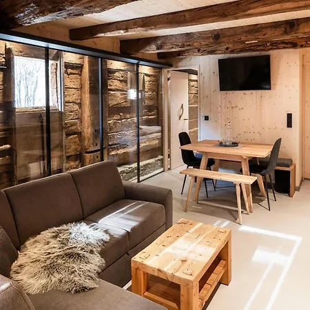 Raneburg Historic Estate With Sauna Domek alpejski Matrei in Osttirol