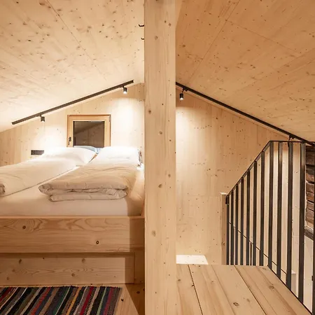 Domek alpejski Raneburg Historic Estate With Sauna Matrei in Osttirol