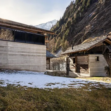 Raneburg Historic Estate With Sauna Domek alpejski Matrei in Osttirol