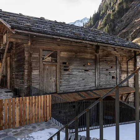 Raneburg Historic Estate With Sauna Domek alpejski Matrei in Osttirol