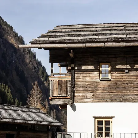 Raneburg Historic Estate With Sauna Domek alpejski Matrei in Osttirol